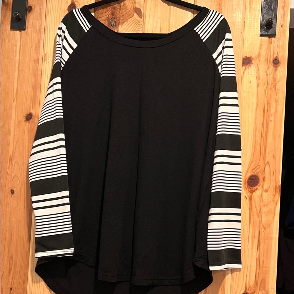 Women's Black Long-Sleeve Raglan Top with Striped Sleeves